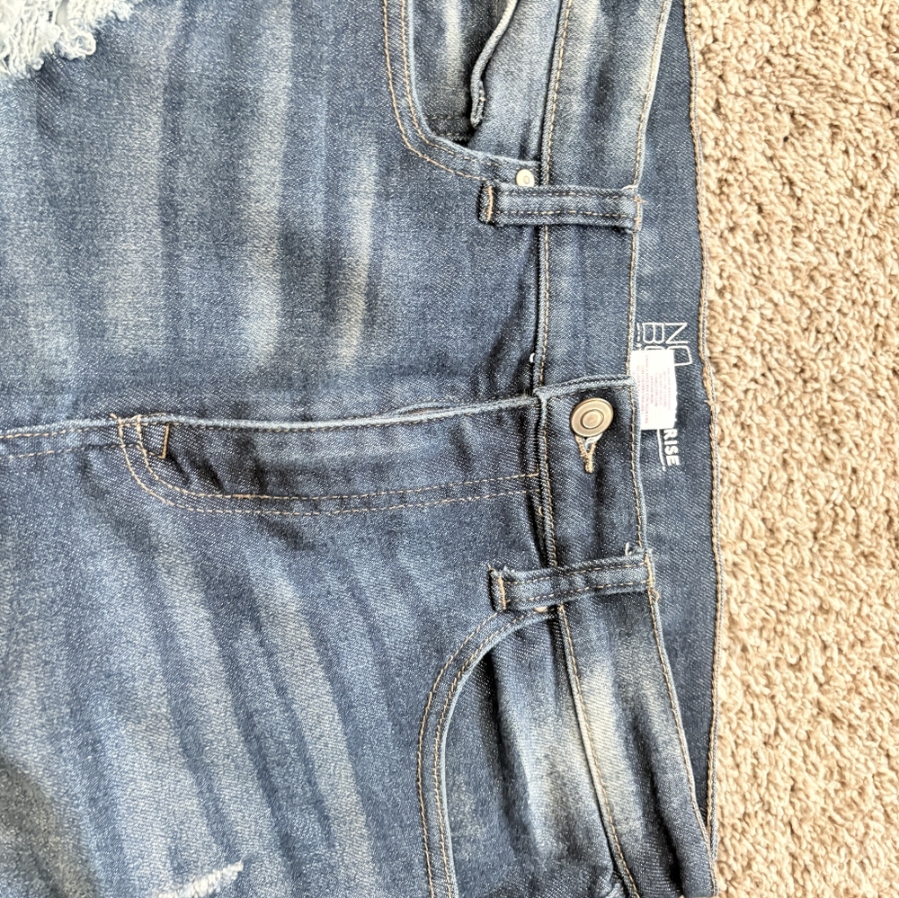 NOBO High Rise Denim Shorts - Picture 3 of 4